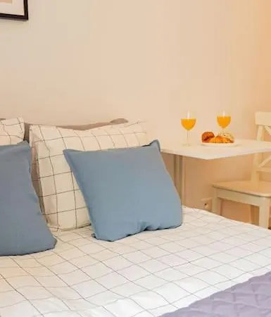 Mini Kawalerka W Samym Centrum Warszawy *